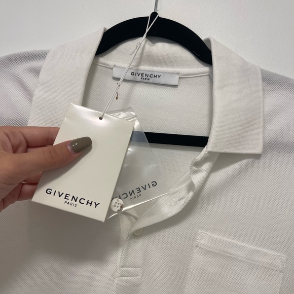 GIVEINCHY TSHIRT - Picture 3 of 4